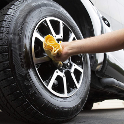 Nettoyant pour jantes et pneus sans eau