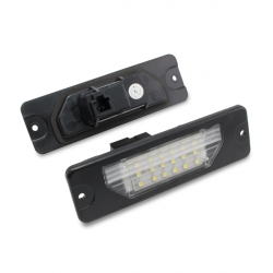 Infiniti Kennzeichenleuche Module